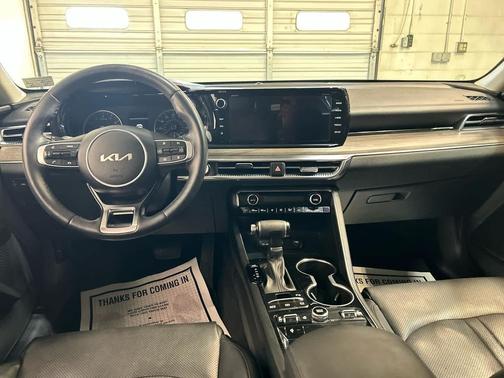 Glacial White Pearl 2023 Kia K5 EX
