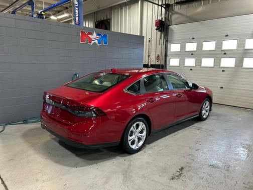 2025 Honda Accord LX 1.5T