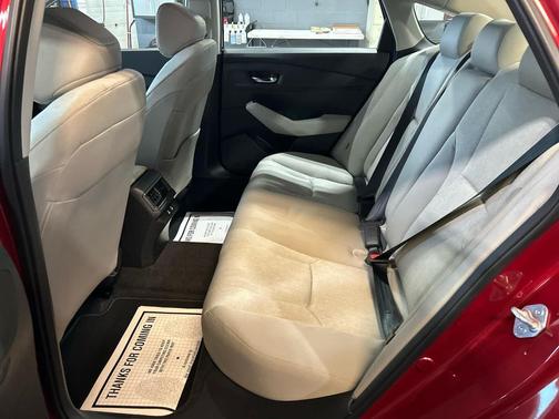 2025 Honda Accord LX 1.5T