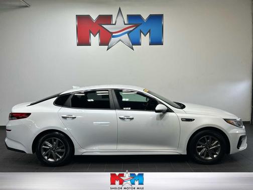 Snow White Pearl 2019 Kia Optima LX