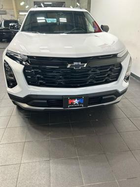 Summit White 2027 Chevrolet Equinox 1LT