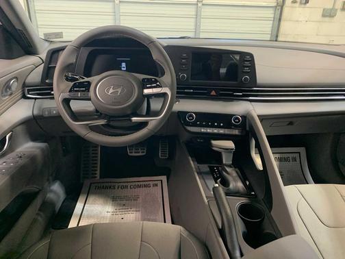 2025 Hyundai ELANTRA Sport