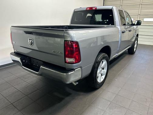 Billet Silver Metallic Clearcoat 2024 RAM 1500 Classic SLT