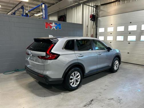2026 Honda CR-V LX AWD