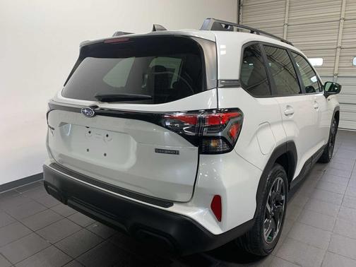2025 Subaru Forester Hybrid Premium