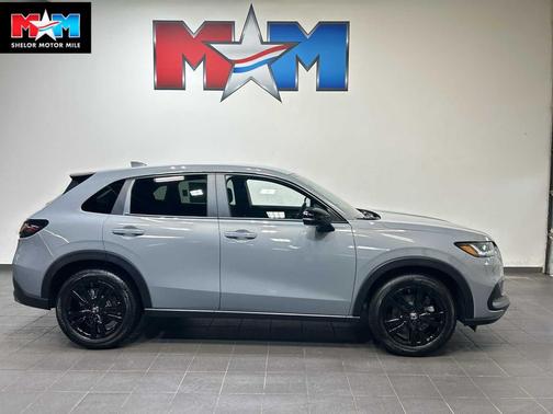 Urban Gray Pearl 2026 Honda HR-V AWD Sport