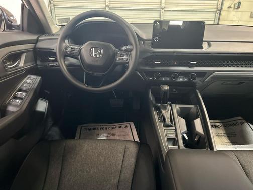 Platinum White Pearl 2026 Honda Accord SE