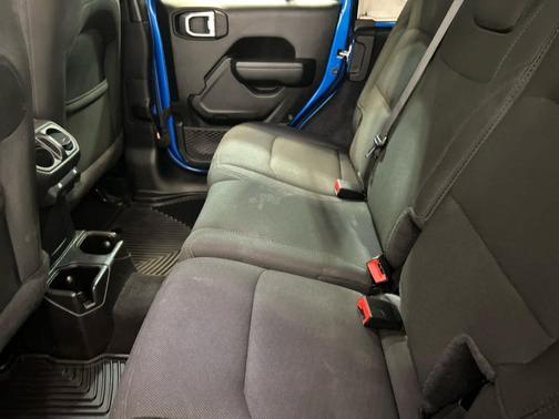 Hydro Blue Pearlcoat 2021 Jeep Wrangler Unlimited Sport