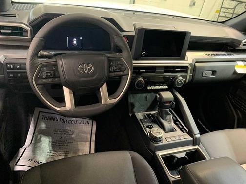 2025 Toyota Tacoma TRD Off Road