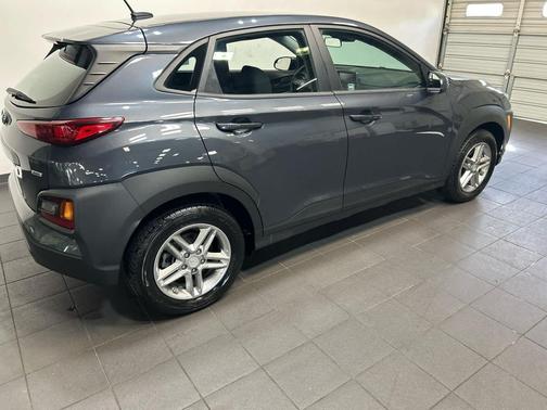 Thunder Gray 2021 Hyundai KONA SE