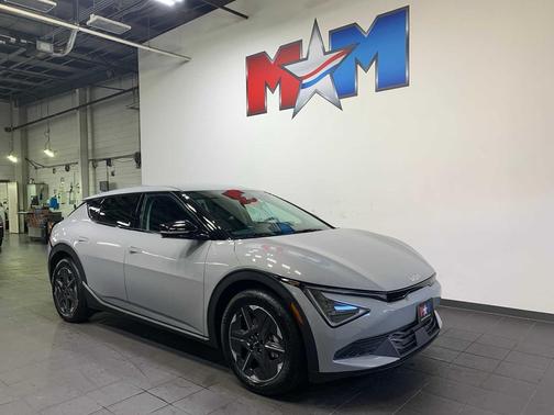 2025 Kia EV6 Light Long Range