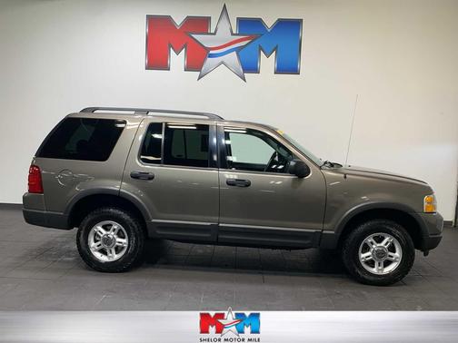 2003 Ford Explorer XLT