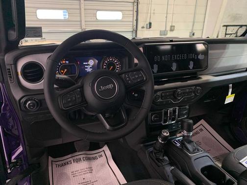 2026 Jeep Gladiator Sport S