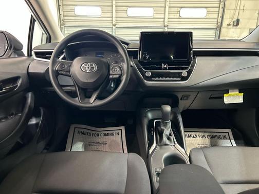 Ice Cap 2024 Toyota Corolla LE