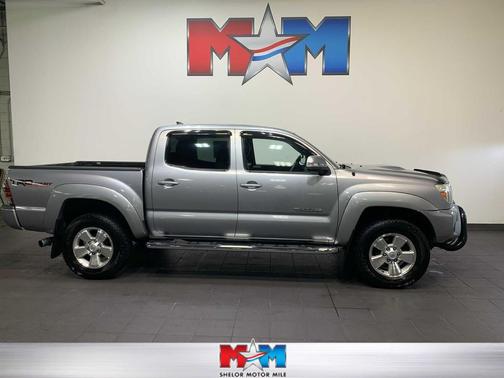 2015 Toyota Tacoma Base
