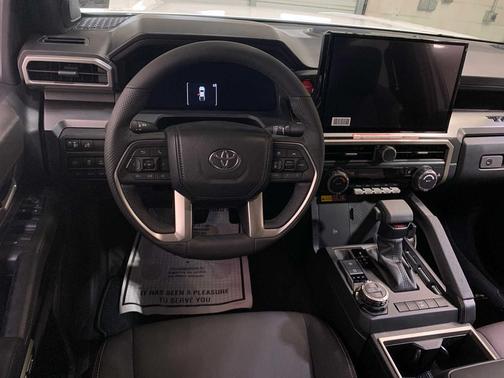 2025 Toyota Tacoma Hybrid TRD Off Road