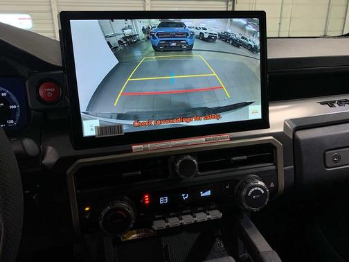 2025 Toyota Tacoma Hybrid TRD Off Road