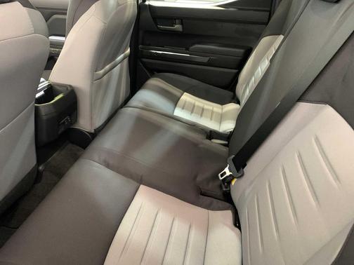 2025 Toyota Tacoma Hybrid TRD Off Road