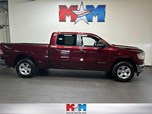 Delmonico Red Pearlcoat 2022 RAM 1500 Big Horn/Lone Star