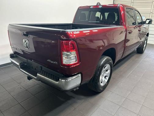 Delmonico Red Pearlcoat 2022 RAM 1500 Big Horn/Lone Star