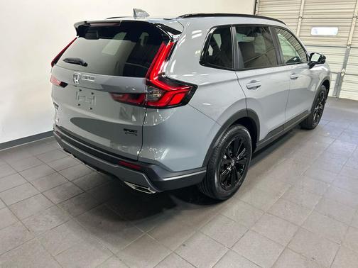 Urban Gray Pearl 2026 Honda CR-V Hybrid Sport Touring AWD
