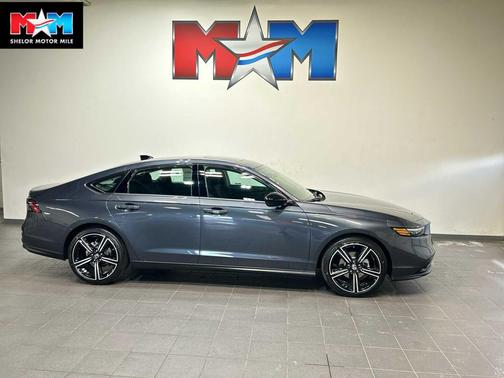 Meteorite Gray Metallic 2026 Honda Accord SE