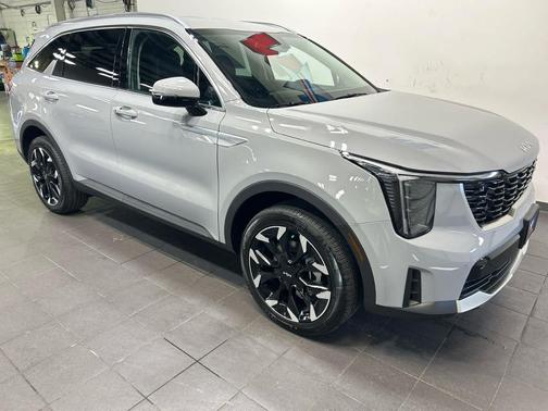 Wolf Gray 2026 Kia Sorento EX