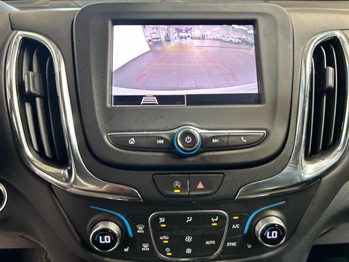 Summit White 2024 Chevrolet Equinox 1LT