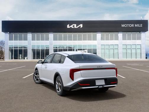 Snow White Pearl 2026 Kia K4 LXS