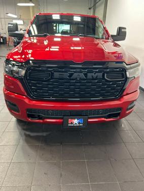 Molten Red Pearlcoat 2027 RAM 1500 Big Horn/Lone Star