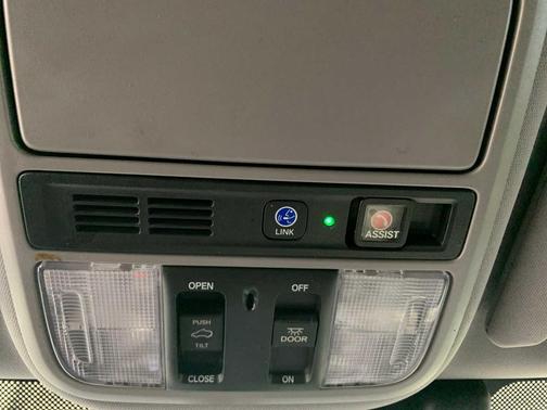 Crystal Black Pearl 2018 Honda Odyssey Elite