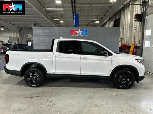 2025 Honda Ridgeline Black