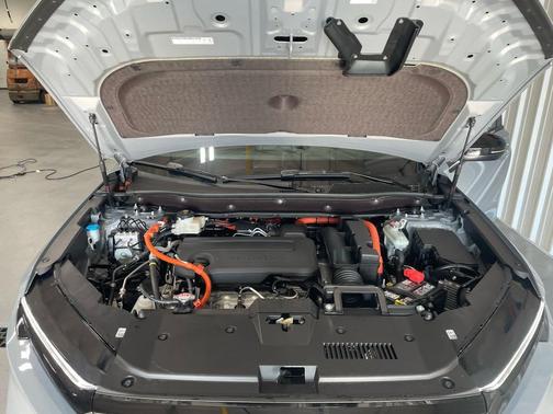 Urban Gray Pearl 2027 Honda CR-V Hybrid Sport Touring AWD