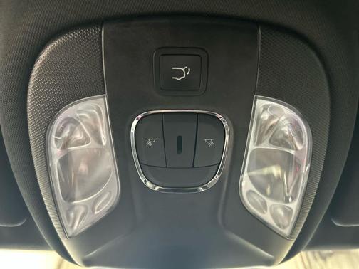 Granite Crystal Metallic Clearcoat 2023 Jeep Compass Latitude