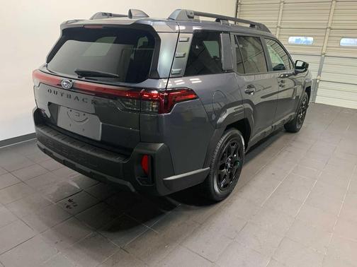 MAGNETITE GRAY 2026 Subaru Outback Limited