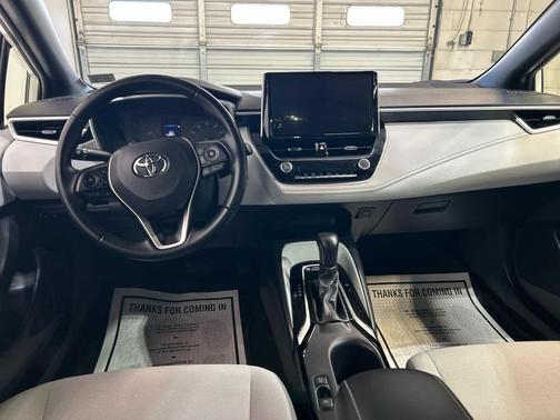 Ice Cap 2025 Toyota Corolla SE
