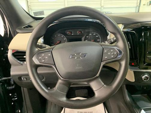 2022 Chevrolet Traverse LS