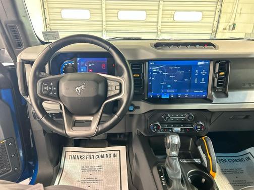 Velocity Blue Metallic 2023 Ford Bronco Badlands
