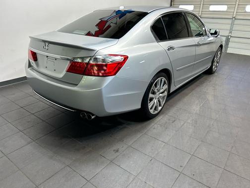 Alabaster Silver Metallic 2013 Honda Accord EX-L