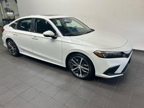 Platinum White Pearl 2022 Honda Civic Touring