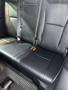Magnetic Gray Metallic 2023 Toyota Highlander Hybrid XLE