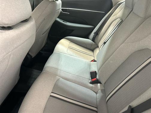 Quartz White 2021 Hyundai SONATA SE