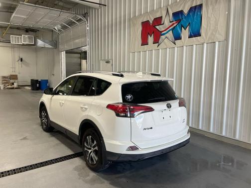Super White 2017 Toyota RAV4 LE