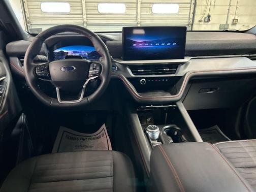 Agate Black Metallic 2025 Ford Explorer ST-Line