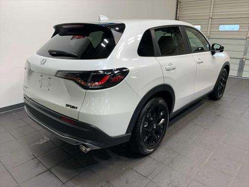 2024 Honda HR-V 2WD Sport