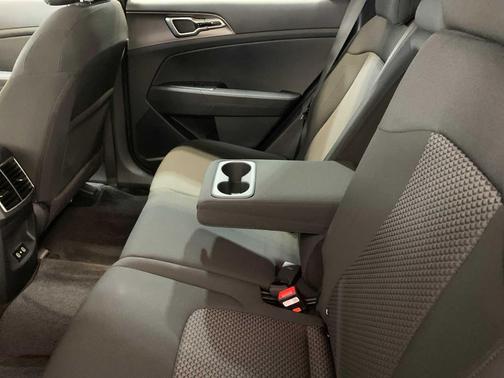 PANTHERA METAL 2026 Kia Sportage LX