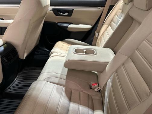 Platinum White Pearl 2022 Honda CR-V AWD LX