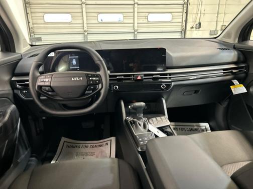 Ebony Black 2026 Kia Sportage LX