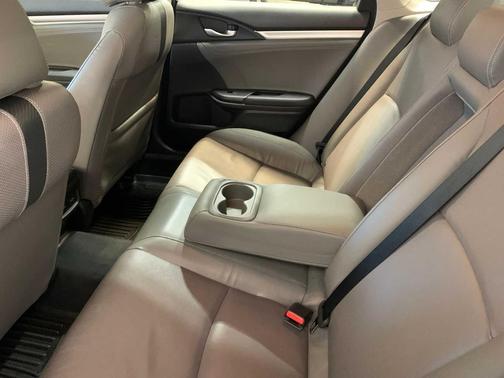 2018 Honda Civic Touring