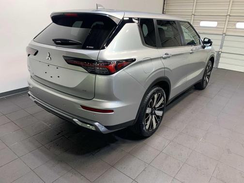2026 Mitsubishi Outlander SE 2.5 S-AWC